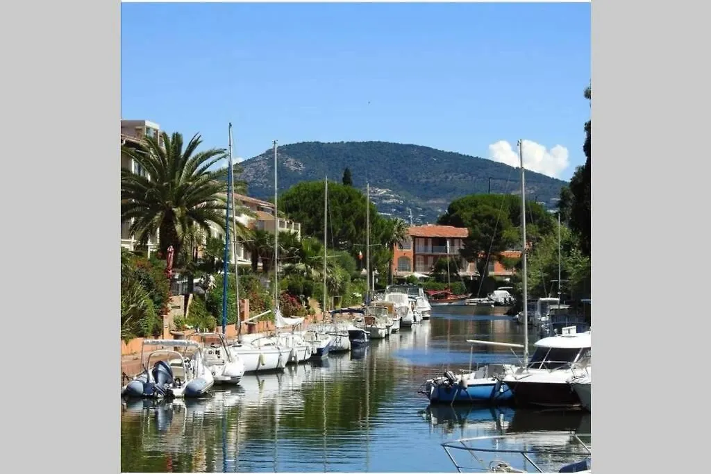 2 Bedrooms, 15 Min Walk To Beach, Ac, Pool & Fiber Internet In A Quiet, Private Gated Domain 5Kms To St Tropez Cogolin Apartment