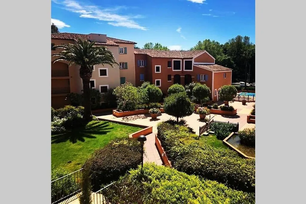 2 Bedrooms, 15 Min Walk To Beach, Ac, Pool & Fiber Internet In A Quiet, Private Gated Domain 5Kms To St Tropez Cogolin 0*,  France
